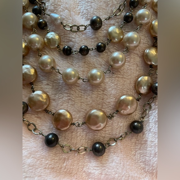 Talbots Faux Pearl 5 Strand Necklace With Gold Tone Chains. - Picture 8 of 8